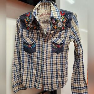 Vintage Rebel Multicolor Embroidered Shirt
